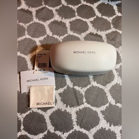 Michael Kors Blue NWT Sunglasses Full Inclusion 
Gorgeous blue/gray case box tag main image 5